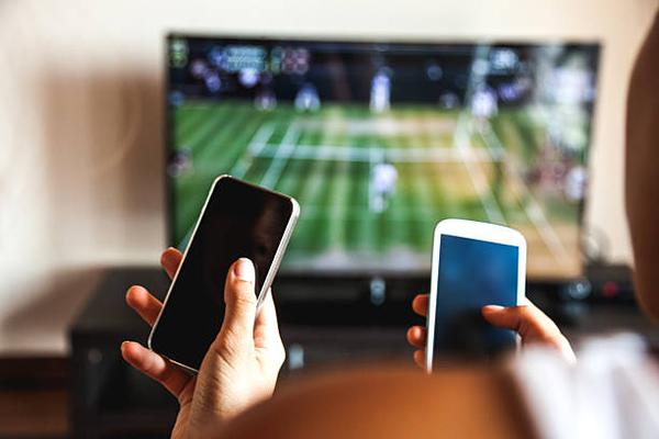 Get Real-Time Updates for Sports Betting Through Naga303 Link